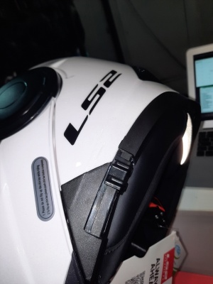 брак сломаны очки  LS2 Мотошлем FF902 SCOPE Solid белый (XS) фото в интернет-магазине FrontFlip.Ru