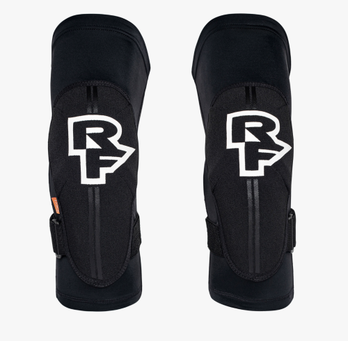 Наколенники Race Face Indy Knee Stealth фото в интернет-магазине FrontFlip.Ru
