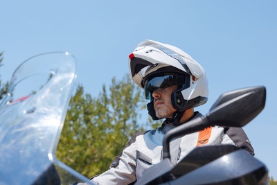 HJC Шлем i80 PEARL WHITE фото в интернет-магазине FrontFlip.Ru