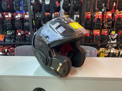 брак_заедает_механизм_челюсти_LS2 Мотошлем FF900 VALIANT II NOIR черный матовый (2XL) фото в интернет-магазине FrontFlip.Ru